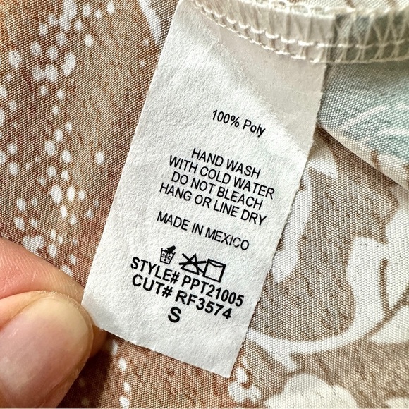 Abstract Floral Moroccan Top Short Flowy Sleeves Size S - Picture 12 of 12